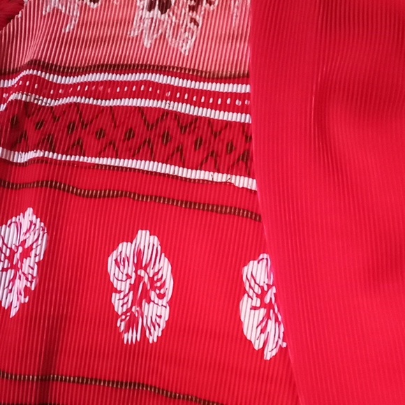 Adrian Karen set 2x sized top blouse and 3x sized long red skirt - Picture 4 of 5